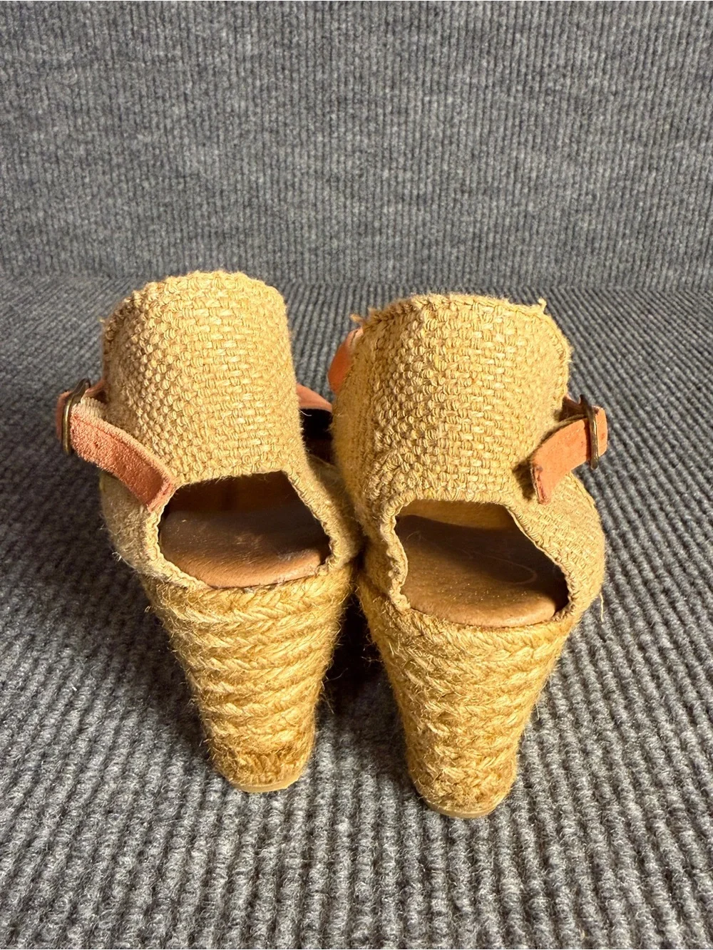 Gaimo Spain Orange Coral Suede Wedge Espadrille Sandals Ankle Strap Size 40